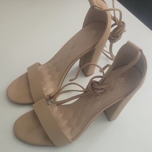 Elegant Tan Block Heel Sandals